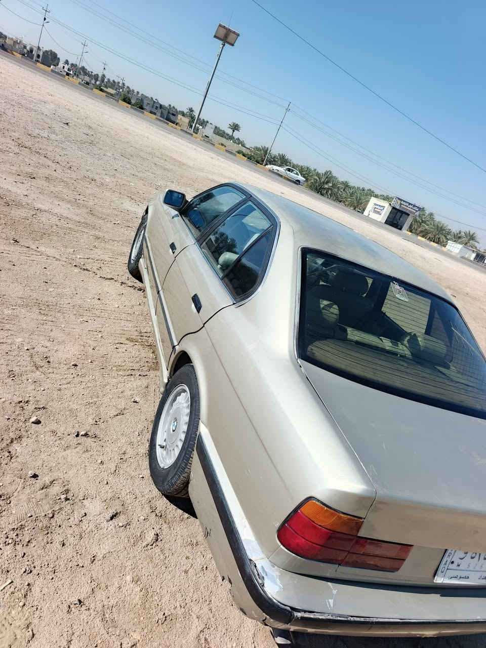 للبيع موديل 91رقم بغداد مشروع وطني سياره خير من الله مابيه كل نقص تبريد شغال حداديه 80من 100مكينه كير خير من الله مكانه بابل كشنات كرهبائي بس غرفه جديده سعره 45 /***********تحويل موباشر
