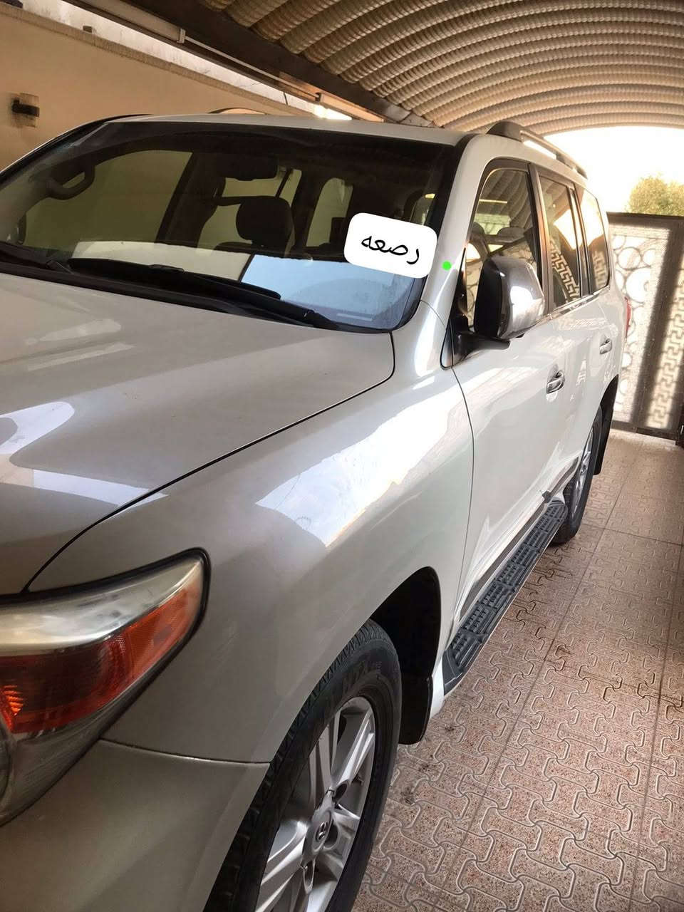 السلام عليكم 
لاند كروز 2015 بريم ام الطفايه فول مواصفات معروفه
سياره كفاله ماعدا ملاحظات مذكوره وبرغي باب مفتوح وبرغي جاملخ مفتوح بدون ضرر سياره احلا من
بصمات عدد 2
 لصور مال جناي  
سعرها 385 بيع او مراوس
مكان بغداد الكرخ
***********
