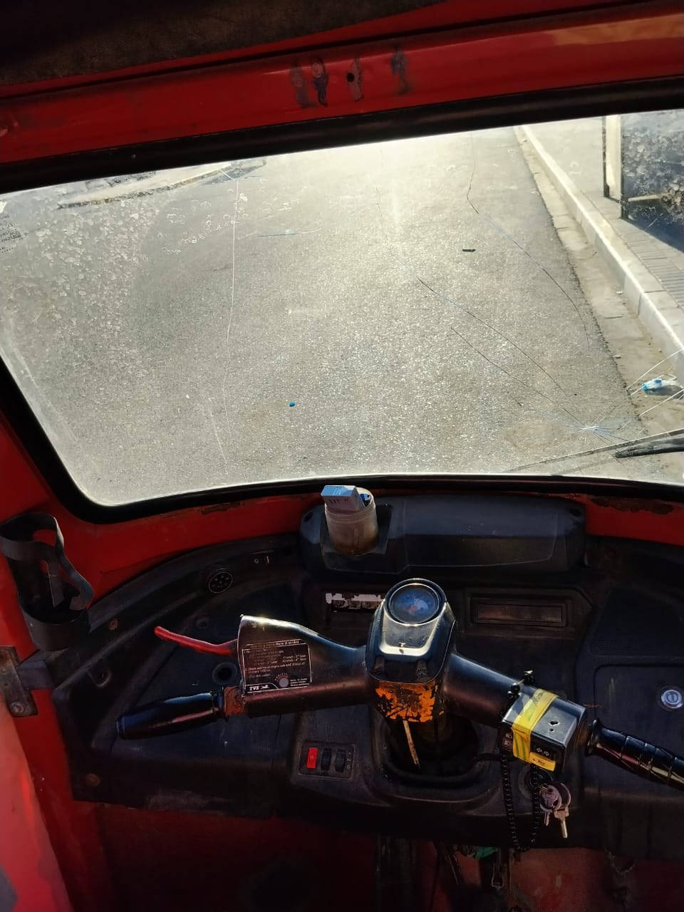 سلام عليكم تكتك البيع TVSمديل٢٠١٨التكتك حلوه العنوان حي الحسين 
رقم ‪0772 923 1087‬
