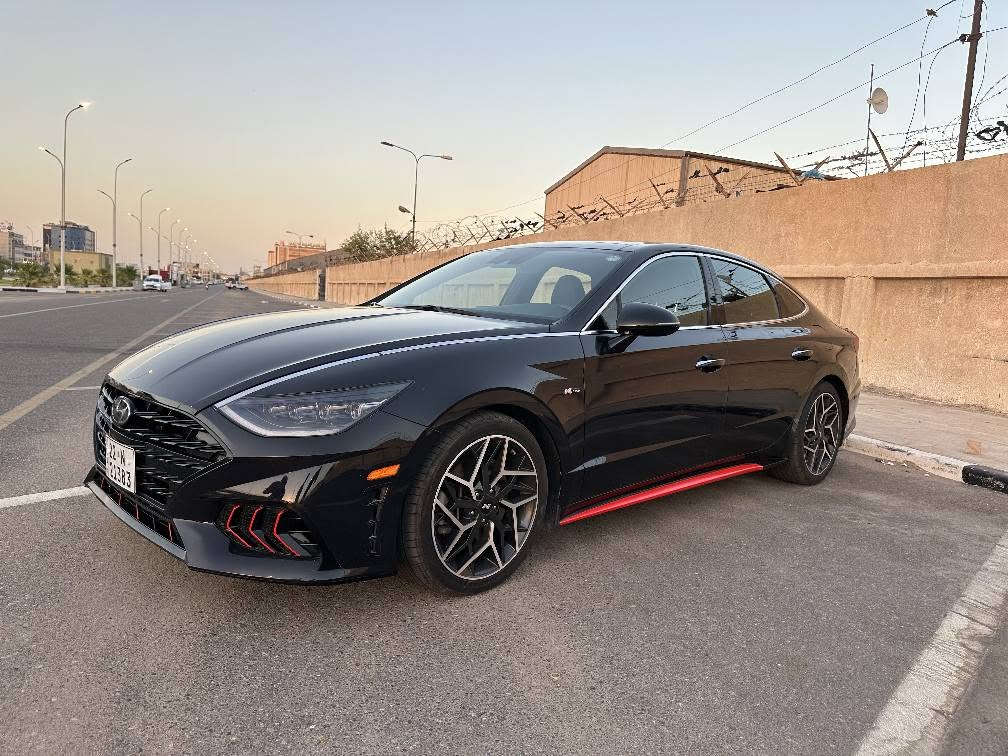 سوناتا 2023 إن لاين وارد امريكي 
محرك 2500 توربو 
ماشية 38 الف مايل 
حادث نصف الچاملغ الخلفي مصبوغ و الصندوق بدون داخل و بدون شاصي .
رقم اربيل تحويل وكالة حاضر 
مكان السيارة البصرة 
السعر 188 ورقة 
اي استفسار *********** البصرة, العراق
