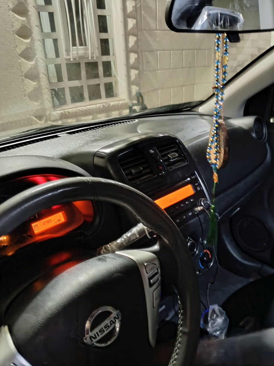 سلام عليكم
🚗 للبيع: نيسان فيرسا 2018 
الحالة: ممتازة، بدون حوادث
القير: أوتوماتيك
المحرك: 1.6L اقتصادي جداً بالبنزين
المواصفات: مكيف بارد، شاشة، حساسات،4سلندر

السعر: [107] قابل للتفاوض
المكان: الرمادي، الأنبار
للتواصل: [***********] واتساب/اتصال
