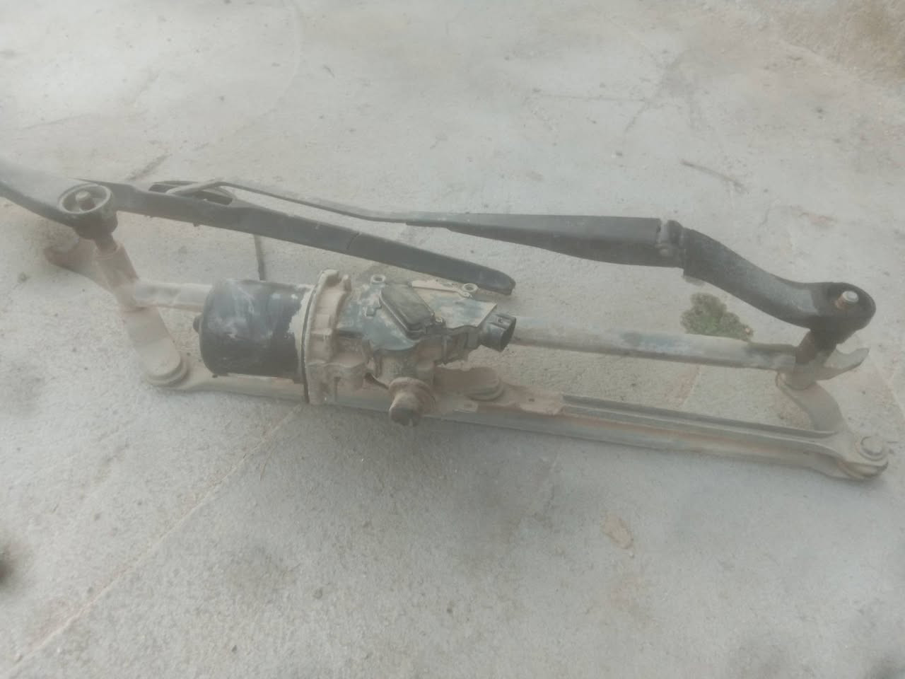 *********** مكاني العماره وتاتكي بانزين ومشط موجود واتساب متواجد
