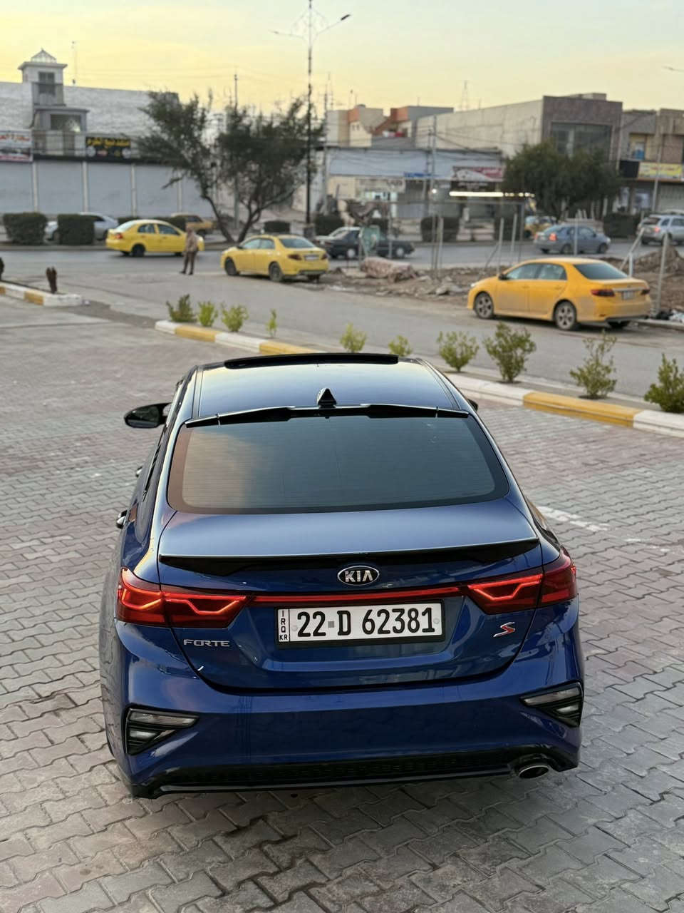 السلام عليكم 

Forti 2019🔵

🔵ضرر السياره . جاملغ وربع البوند 

🔵وبيها مكانات بارد 

🔵ماشيه 84ml

🔵السياره جاهزه 

مواصفات ال S المعروفه 

🔵سلايت

🔵شاشه كبيره كار بلي 

🔵كامره 

🔵تحديد مساار 

🔵رادار امامي

🔵بجم زينون LED 

🔵مكينه كير بشرط

🔵تبريد كلشي جاهز 

🔵بسمي السياره تحويل مباشر 

مكان السياره موصل حي المثنى 

☎️*********** 

طالب عليها 134 وبيها مجال بسيط
