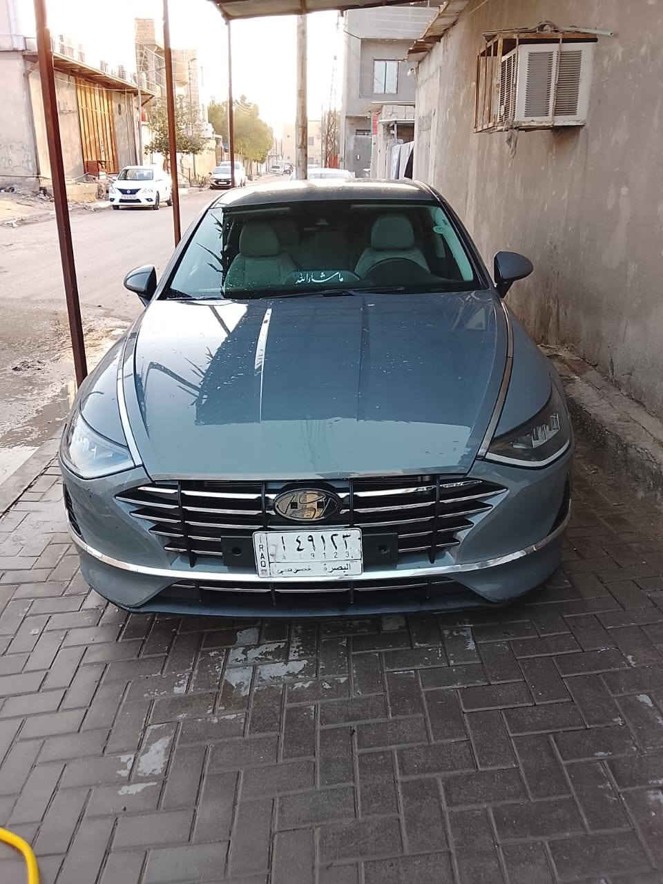 سوناتا موديل 21 معوقين بصره بعد سنه وتصير حره بيها حادث ونيد فقط محرك 2500 رقم الهاتف***********
