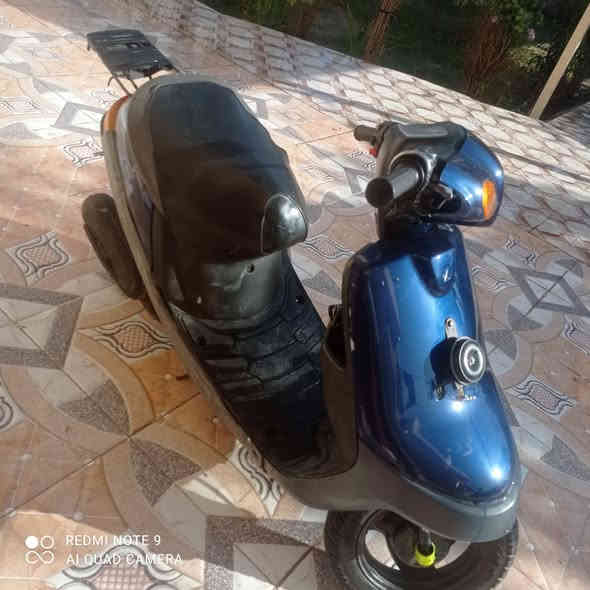 دراجه البيع او مراوس ب ماكس ونطيه فرق دراجه مبدل بس بوشه وبستم كهربائيات شغاله بيه خربطه بل بانزين سعر 250وبيه مجال رقم ***********
