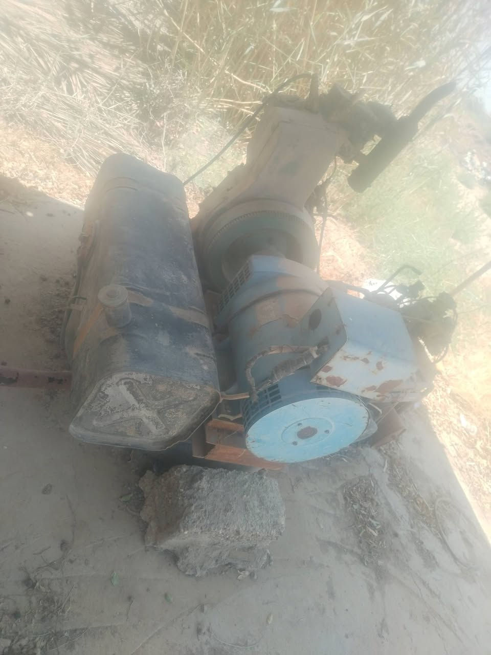 مولده للبيع شغاله بس يراد لها غسيل ماطور هندي للبيع شغال ماطور سعره 350 وبي مجال والمولده سعرها 800 وبيها مجال


**إذا كنت صاحب هذا الإعلان وتريد حذفه لأي سبب، رجاءا أرسل رسالة إلى الدعم الفني**