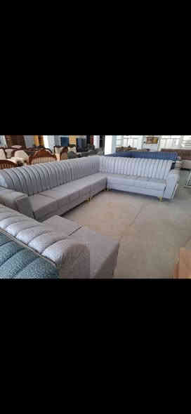 افتح عقلك واسمع زين
تسكام بلوك مو سفيفه ولامال بيجات 
كل تخم 11 نفر يعني من 7 متر ونص الئ 8
السعر الكل ع 400 واسئل ع البلوك الاسود التسكام وتعال واتساب
***********
