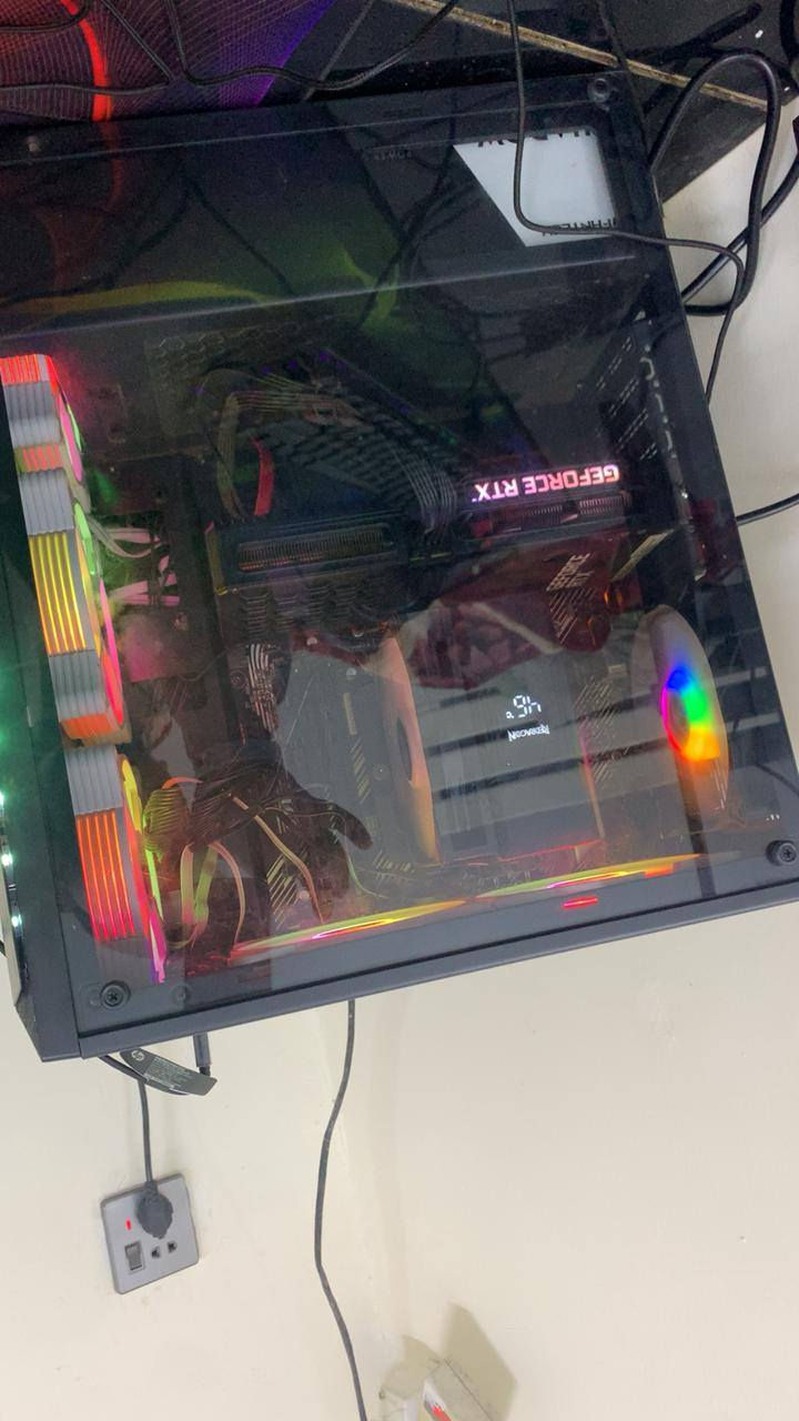 ضمان سنه كامله
RYZN 5 5600G
MB .B450.asus
RAM.16-8+8.3200
Ssd 1 تيره
M.2/500
Hdd500
Pus.550.w
RTX3060 palt 12G
كولر ريد دراكون هوائي + ساعه رقميه حراره معالج

فانات عدد ٦ مع هاب وكنترول 
مكاني الاعضميه ماعندي توصيل 
***********
