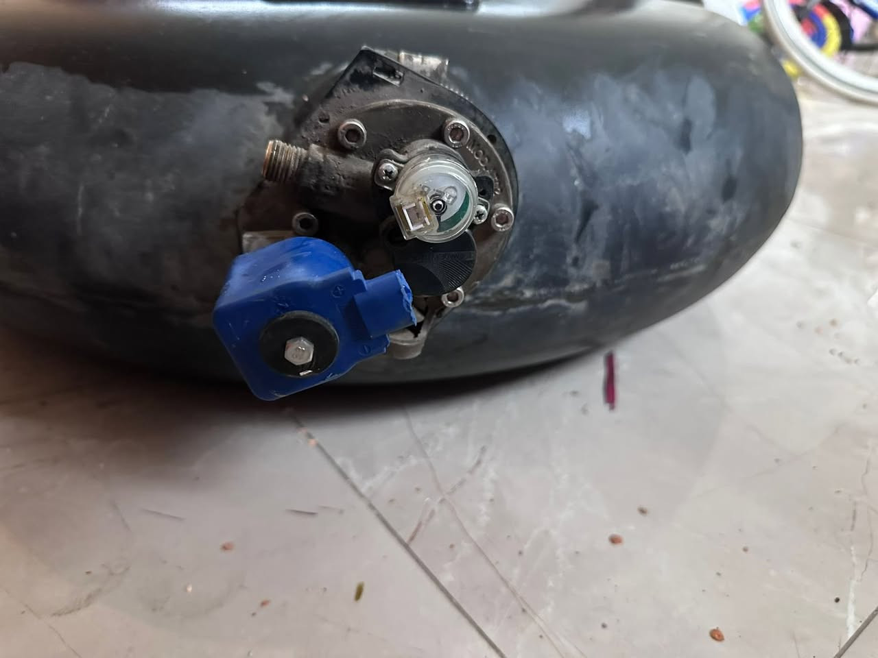 منظومه غاز 60لتر مستعمله مابيها اي نقص كامله سعرها 350 الف هـ***********
