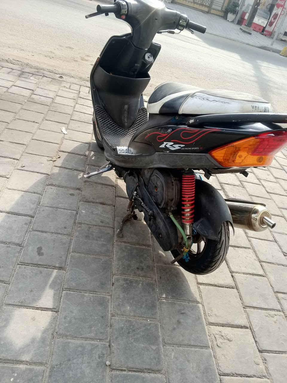 السلام عليكم ماكس عدله مال رمبه بيهه تزويد سمائي خفايف شوفت عينك وصالنصه اصليه واقيتهه كاربون ألياف والدراجه بلاديه مفتوحه السعر 900وبيهه مجال حك الجيه مكاني بغداد الامين الثانيه ***********
