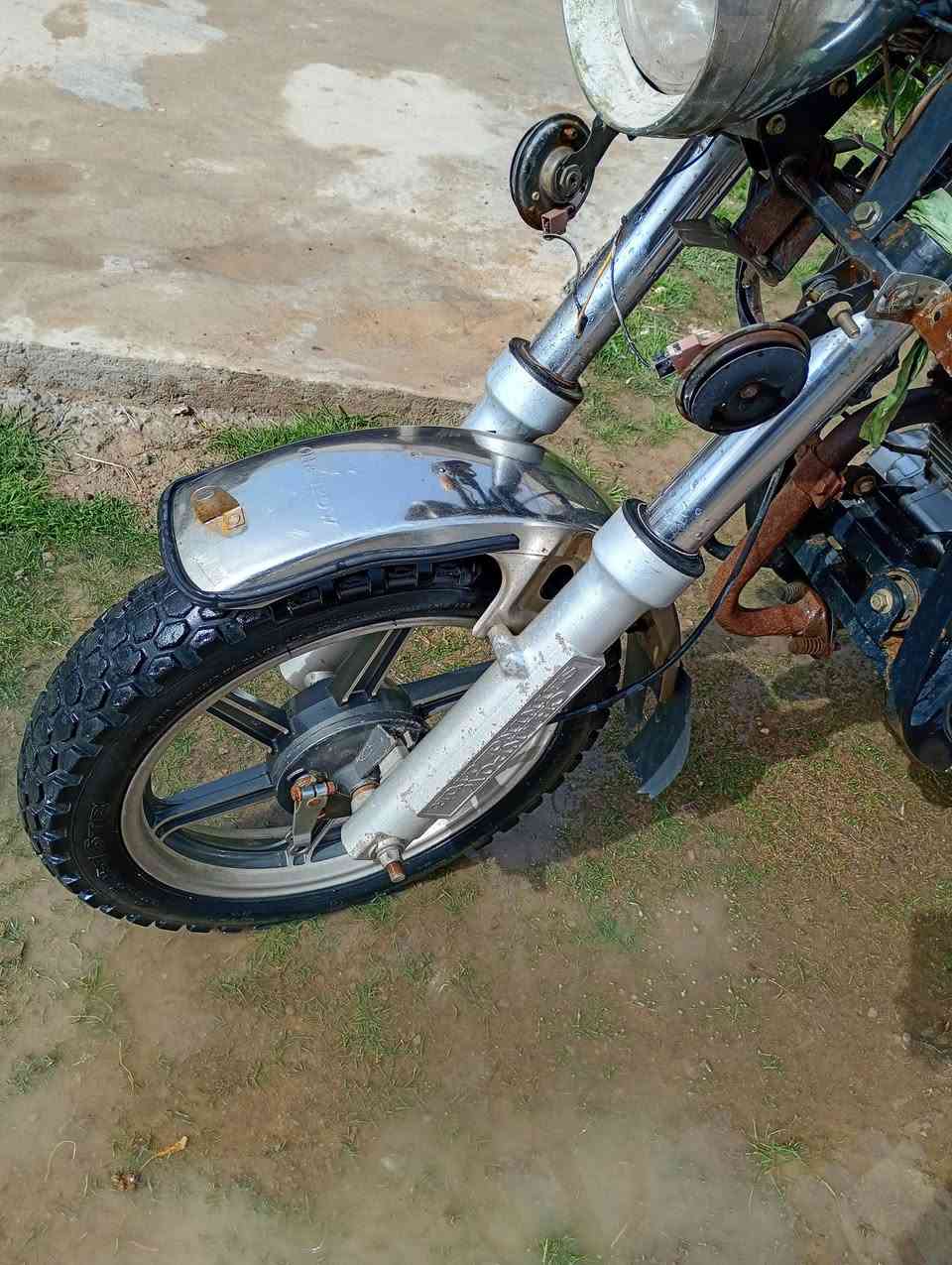 ستوته للبيع موديل 2020تايرات جدد محركه بي تبخير  شراي موجود عل الخاص وهذه رقم هاتف ***********
