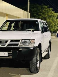 نيسان باترول موديل ٢٠٠١ بدون صبغ ارم بلاستيك بو زانياري سعر بيوندي بكه...