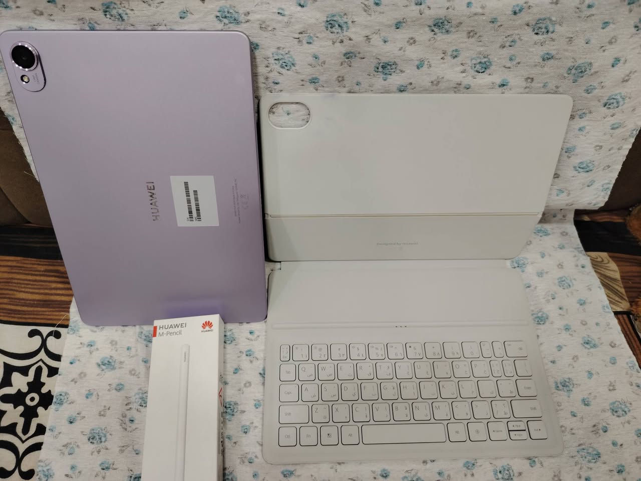 السلام عليكم
هواوي 11.5S  انش للبيع
بغداد البياع
السعر ٦٠٠ الف
***********
