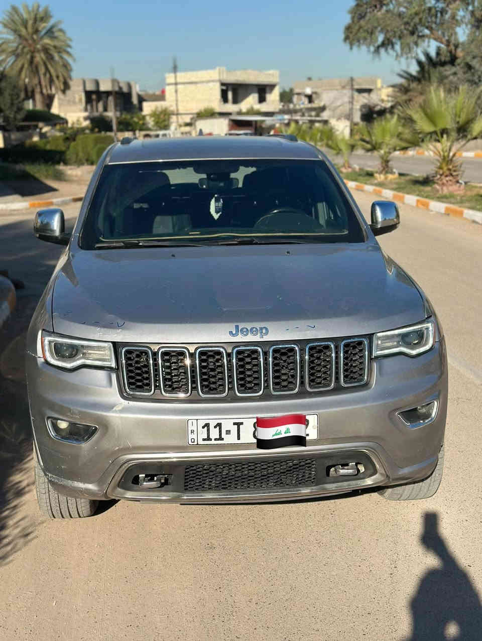 السلام عليكم للبيع موديل 2018 حادثهه موضح بالصور والسونار سيارة فئة اوفر لاين فول مواصفات جكات السعر 230وبيهه مجال العنوان بغداد المحموديه للاستفسار على ***********(***********)
