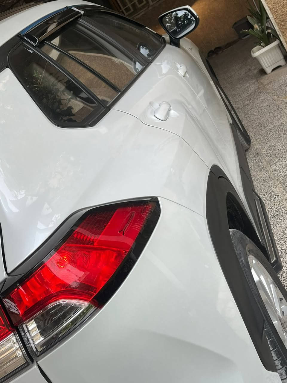 كورلا فوت لاندر زيرو ماشيه  900 
الموصفات

🔹موديل 2024
🔹دخول ذكي 
🔹بصمة تشغيل 
🔹صندوق كهرباء 
🔹دوسات 
🔹كرسي كهرباء 
🔹قطعتين تبريد
🔹علامه سوده HEV
🔹سبايدرات
🔹رادار امامي 
🔹تحديد مسار 
🔹اشاير بل مري 
🔹مكينه 2000 هايبرد
🔹فتحه سقف سلايت 
🔹هندبريك بصمة
🔹داخل اسود اصلي 
🔹وضعيات قياده ٣ 
🔹كامرات ٥ ٣٦٠ 
🔹باقي الموصفات المعروفه
لل استفسار على رقم ***********
