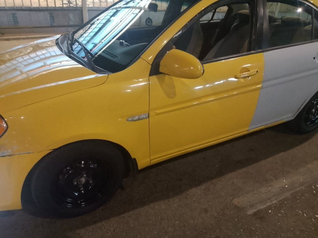 اكسنت 2008ظربتهه جنطه  وجاملغ خلفي السعر 70وبيهه مجال***********مكانهه بغداد
