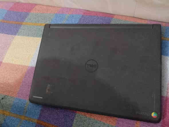 حاسبه للبيع شغاله ونضيفه وحلوه سعره 50الف 
***********
