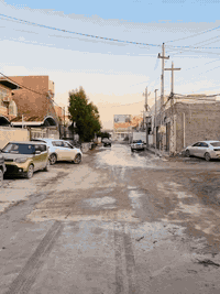 يا الله. السلام عليكم 

بيت طابو صرف بمساحة 200م. بمنطقة محيزم 4 يبعد عن شارع 80 فقط 120م. وعرض الشارع 15م. 

تفاصيل البيت كاملة داخل الصور والفيديو. للاستفسار والتفاصيل اكثر الاتصال /***********.
