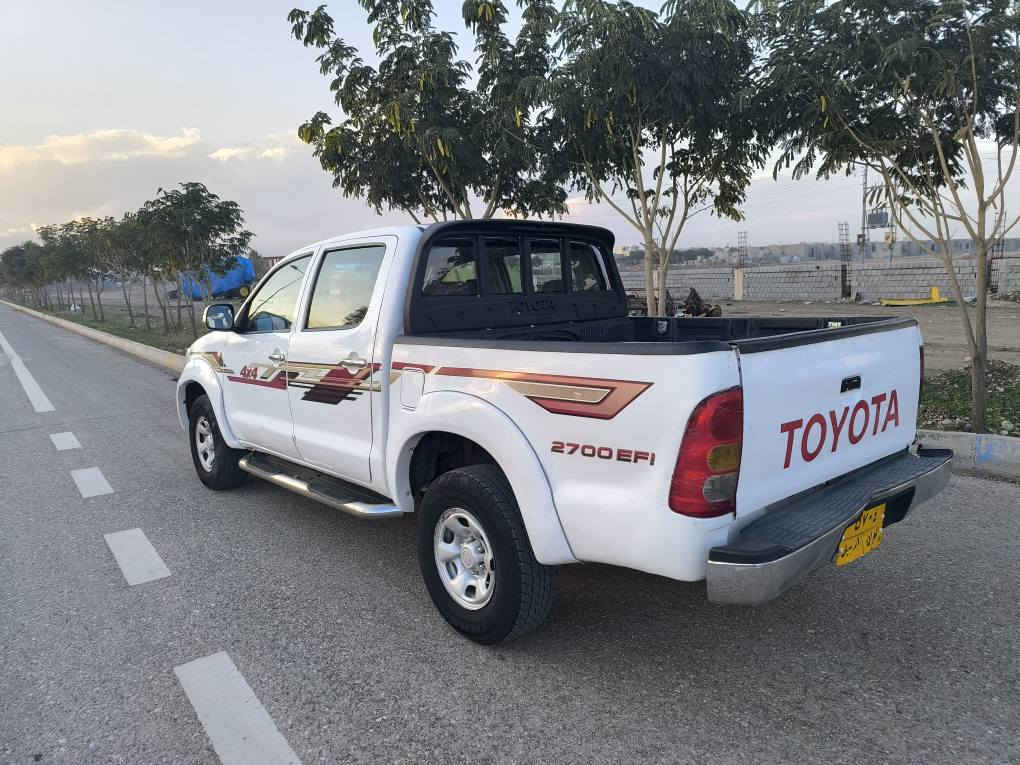 تويوتا مةرزي موديل 2006 دةبل اكسل عام بوياخ نية من بةعام ايفروشم سعر 113كةلا *********** مةكينة و كير و دةبل اكسلي بةشةرت تةبريت بةشةرت سةنةوي بةسةرجوة غةرامةي لةسةرنية بةشةرتي تحويل غةرامة مةكينة كير لةكةلارم دكوك, كركوك
