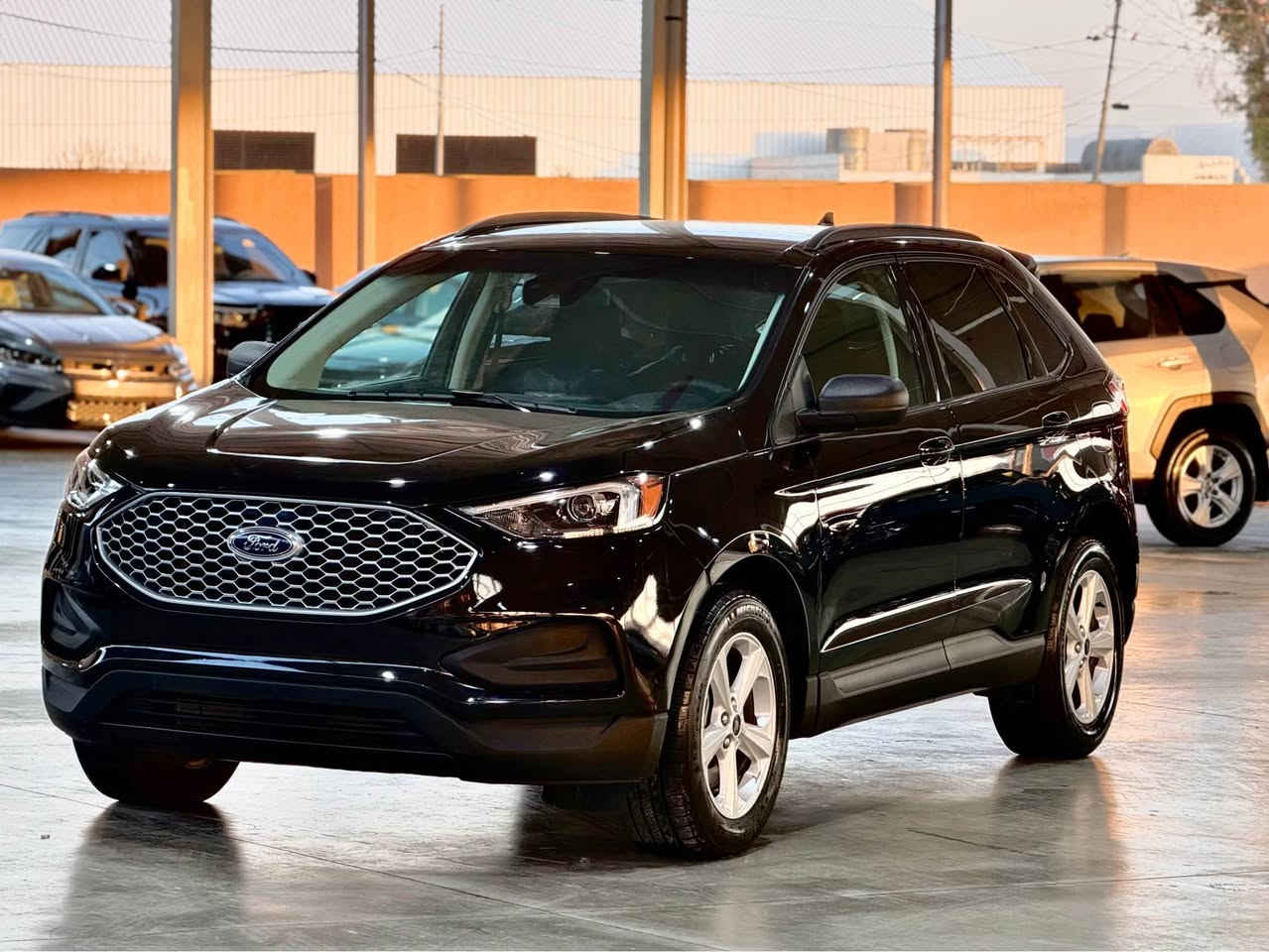 ford edge 2024 
فۆرد ئیدج ٢٠٢٤ 
مەکینە ٤ بستۆن .. 2.0 تۆربۆ 
مواسەفات .. فور ویل .. شاشە تێسلا .. 
سەیارەکە وەک سفر وایە ٧٠٠٠ مایل ڕۆيشتوە 
١ پارچە بۆیاخە بە ناو گرتن 
٣ مانک کاتی لەگەڵە .. 
نرخی ١٦٥ وەرەقە نرخی خوار بازار 
شوین // سلیمانی
***********
***********
«»«»«»@@@«»«»«»«@@@«»«»«»@@@«»@
                              فورد ئيدج ٢٠٢٤ 
محرك ٤ سلندر ..2.0
مواصفات// فور ويل .. شاشه تيسلا 
السياره مثل زيرو ٧٠٠٠ ميل ماشيه 
١ قطع صبغ بدون دواخل 
٣ شهر كاتى ويا 
السعر// ١٦٥
المكان// السيمانية 
***********
*********** السليمانية, العراق
