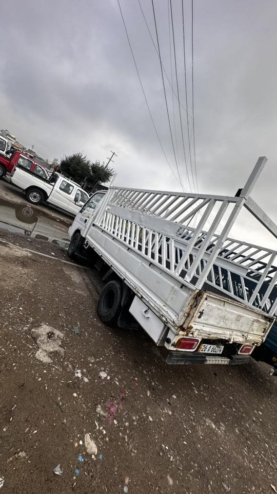 سلام عليكم كيا فونتيرا موديل ٩٧ لبيع سيارة كفالة عامة صبغ بلادي مكفولة من ضربة من كل نواحي سيارة حلوة وجاهزة على اخير حبه تخم تاير جديد اذاين محرك سلف دسكات امامي خلفي دينمو كلشي جديد بسياره حلوة وناعمة حيل صدر امامي جديد رقم صلاح دين إنكليزي سيارة بسمي تحويل ثاني يوم بدون خياس شاصيها حيل نضيف كلشي بسيارة شرط شواصي كير اكسل محرك سعر 64$ وبيها مجال غالية لاتخابر كلشي موجود بسوك  حصة مال كاز بيها بكركوك وتكريت عنوان سيارة كركوك الاستفسار 
***********
