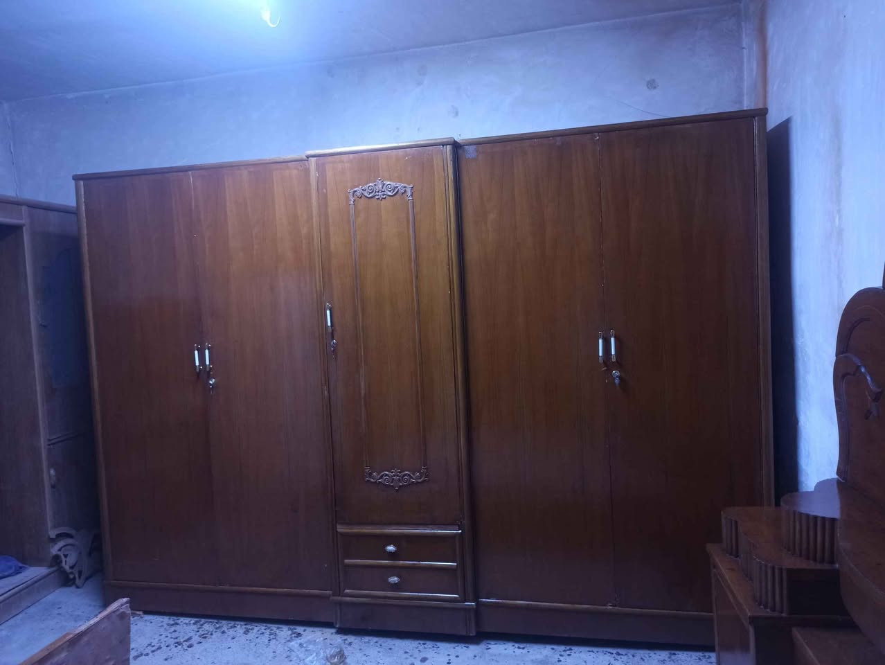 غرفه 5ابواب صاج كامله ضهر جرجوبه ومصبوغه ويدات وقفاله جدد المكان بابل الثوره *********** واتساب حلة, بابل
