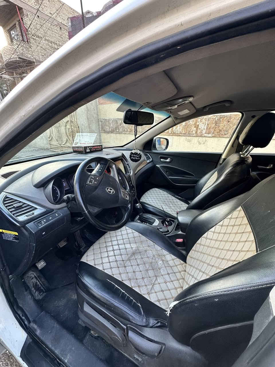 السلام عليكم سنتافيا 2013 خليجي محرك 4سلندر 2400 السياره بيهة صبغ حزام سونار موجود السياره جاهزه رقم بغداد الرقم الجديد تحويل مباشر السعر 120 ورقه قابل لل تفاوض مكاني بغداد الحريه الدولعي للاستفسار ***********
