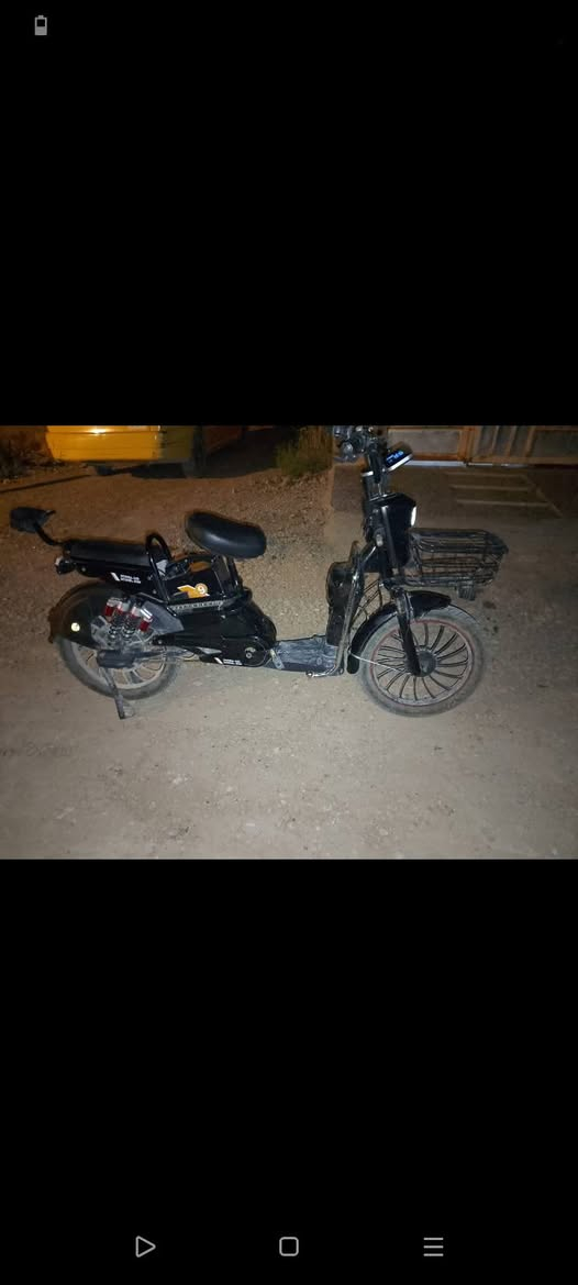 السلام عليكم ورحمه الله وبركاته باسكل للبيع موديل 2025نضيفه مواصفاته تثبيت سرعه تشغيل عن بعد  شويجين كارتين ما مفتوحه الدراجه السعر 500بيهه مجال الاتصال الستفسار***********
