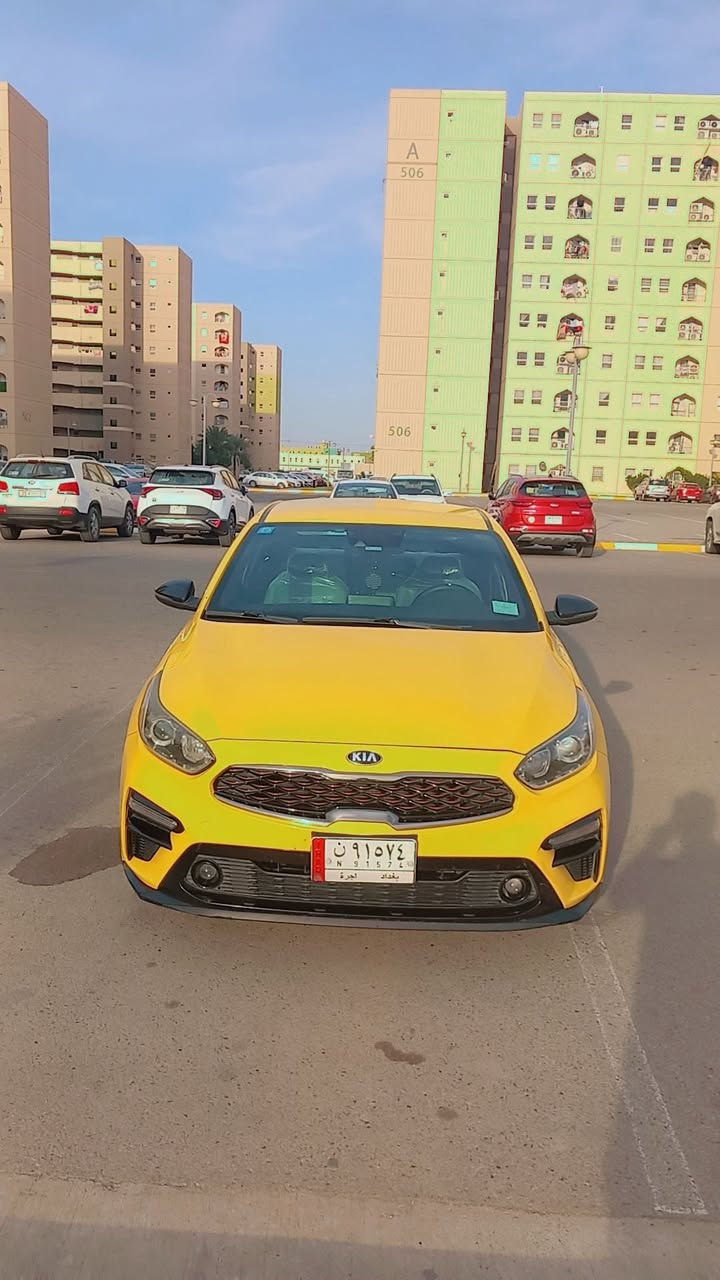 السلام عليكم فورتي موديل 2021 فول مواصفات ماعدا الفتحه للبيع وراد امريكي صور الحادث بل منشور السياره جاهزه من كلشي بيهه منضومه غاز فقط جاملغ اوباب خلفي ولباقي كله ليبل واحد مكفول السياره خير من الله مكينه 2000 دوش لا تبخير ولاتنقيص السعر 150 بغداد مدينه الصدر ***********
