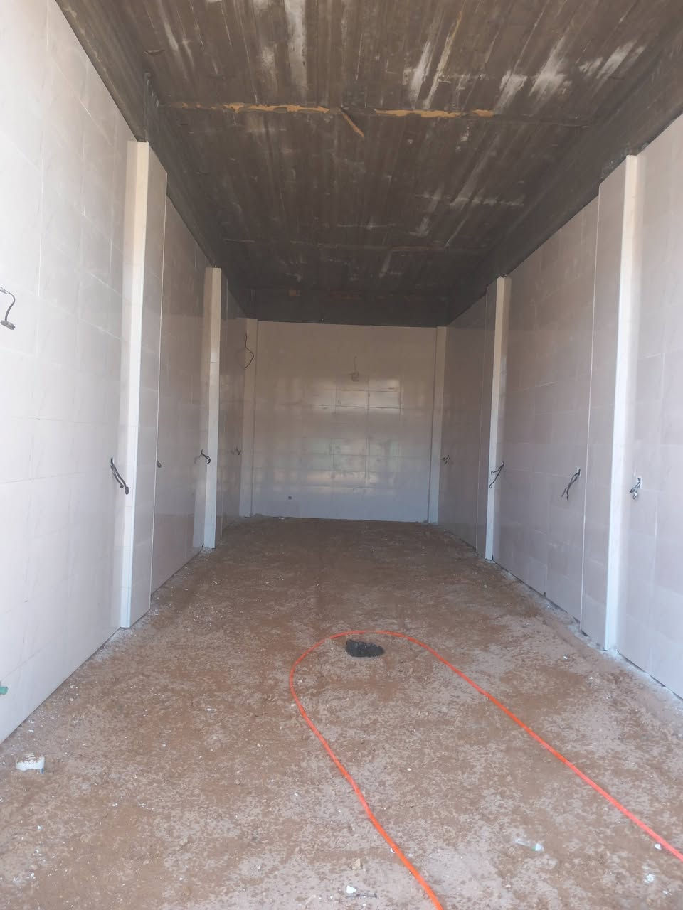 السلام عليكم خلفه سيراميك جداري رضيه بايات درج ***********
