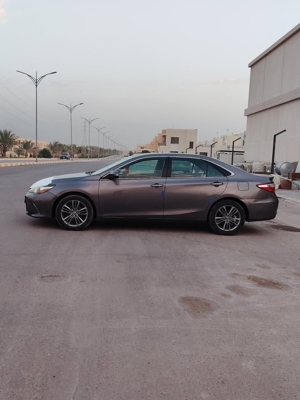 السلام عليكم للبيع بسعر 149 كامري se2017 كلين فقط بارد مكانين والتقرير والسونار موجود بل منشور مكينه وكير شرط مامفتوحات صدر تخم تايرات جدد سنويه وهزه ورقم جدد تبريد تدفئه شغاله العنوان تكريت
***********
