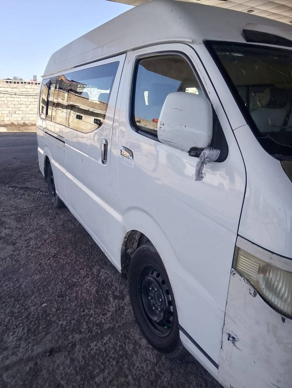 السلام عليكم  شيري للبيع موديل 2013محوره VVT 3000 جديده قبل 10ايام من مشدوده كير عادي بلادي اكسل محور بيها منظومه غاز 
السياره جاهزه مكانات صبغ بيها موضح بلفيديو عوزها بس مشط ستيرن مكان السياره بغداد السعر 95وبيها مجال اني مكلف نشر هذه رقم راعيها ***********
