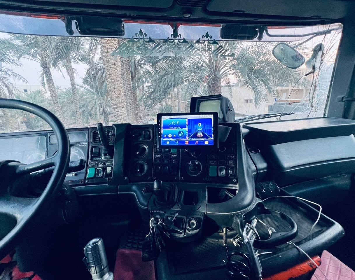 سكانيه للبيع 2003مجموع ورده   مكينه 6نجكتر رقم بصره .
***********
