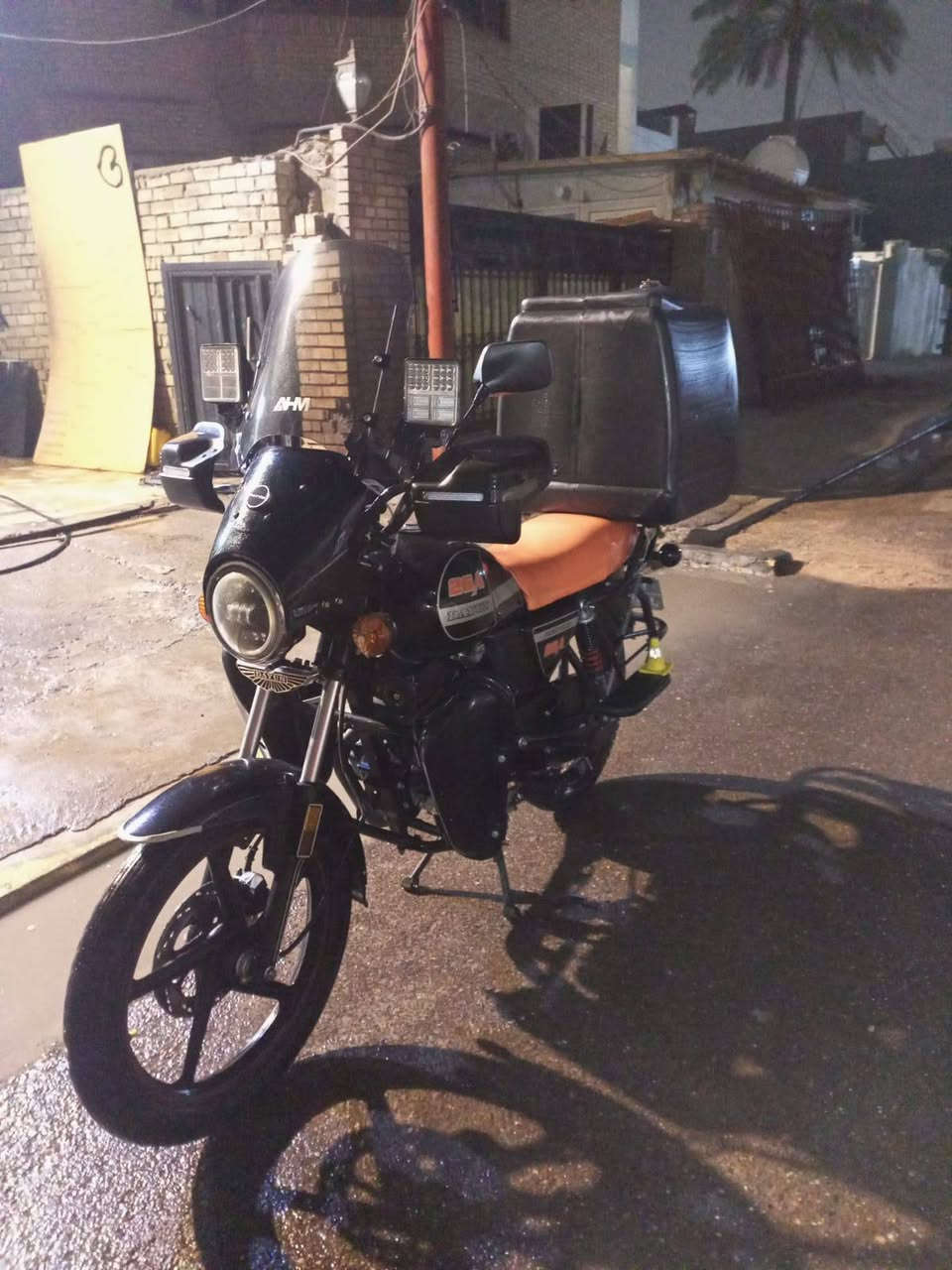 السلام عليكم دايون موديل 2024 نازله ب2025 رقم اربيل بسمي  تحويل بربيل الدراجه خير من الله ممشاه حلو الدراجه نضيفه وخير من يم الله السعر 2500 مليونين ونص وبيه مجال العنوان كراده 62 هاذة الرقم *********** اتصل وتدلل المو شراي لايتعبني فدوه واسف عله الازعاج
