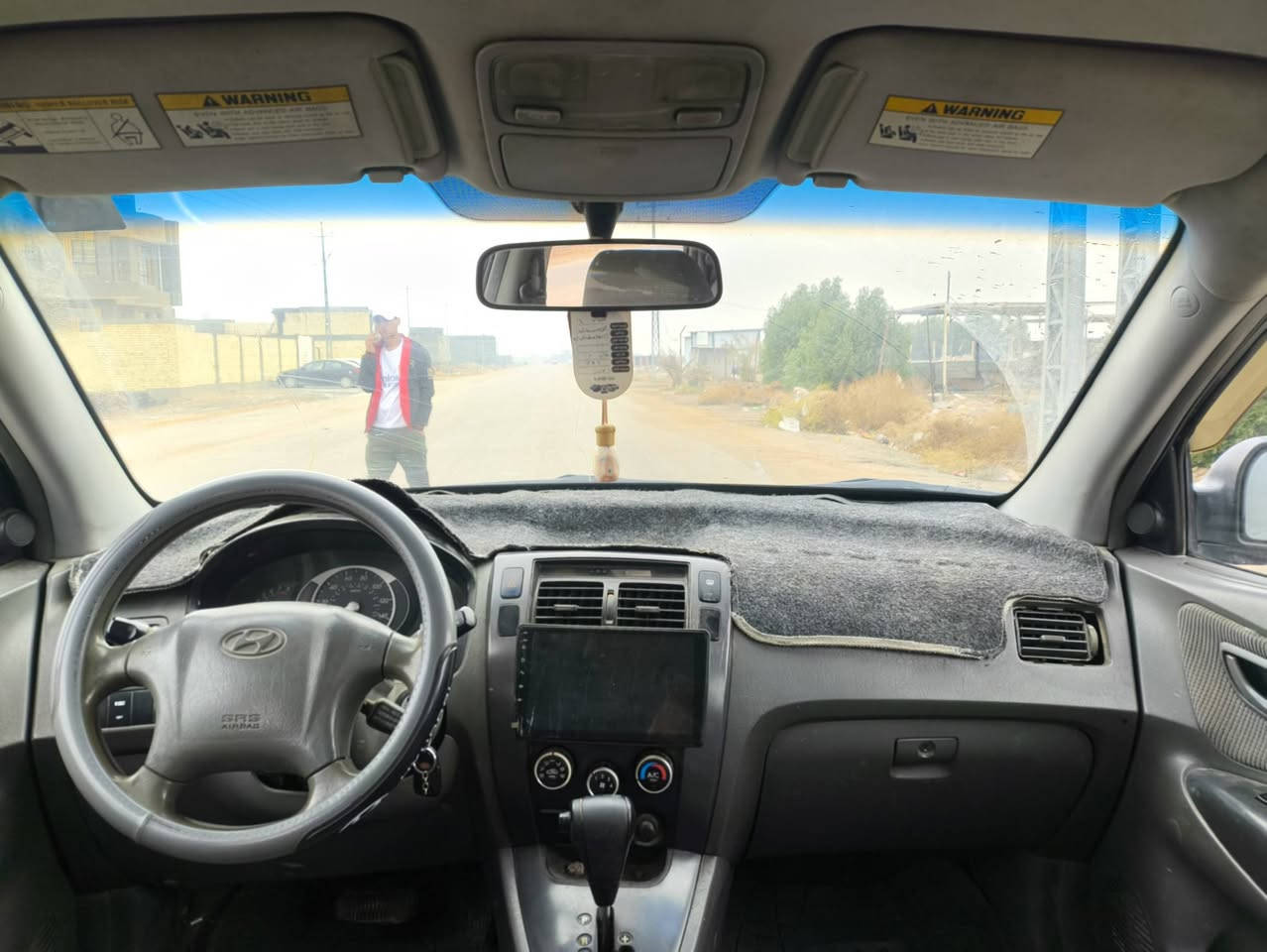 سلام عليكم توسان 2008
مكينة دوش 4سلندر 2000
امريكي بيها فقط قطعتين  
كير ومكينة خير من الله حدادية تخم تاير كله جاهز 
تدفئة تبريد ثلج ❄️ 
شاشه كامره خلفيه 
سعر 88 وبيها مجال للشراي 
***********
***********
