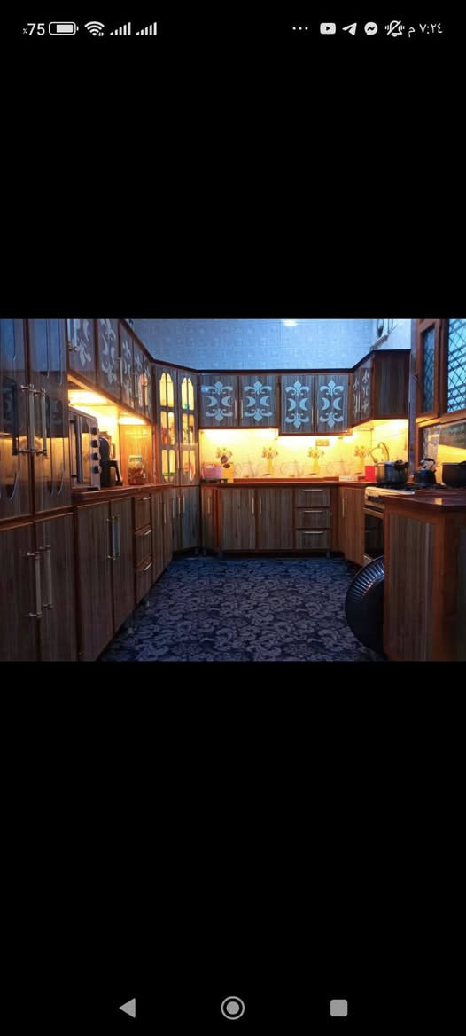 اللهم صل على محمد وال محمد. بيت مساحه 200متر خدمات كامله مي كهرباء مجاري ثالث بيت عن الشارع العام حي الاكرمين شارع الشموع .طابو صرف . بناء درجه اولى.. للتواصل الاتصال على الرقم ***********
