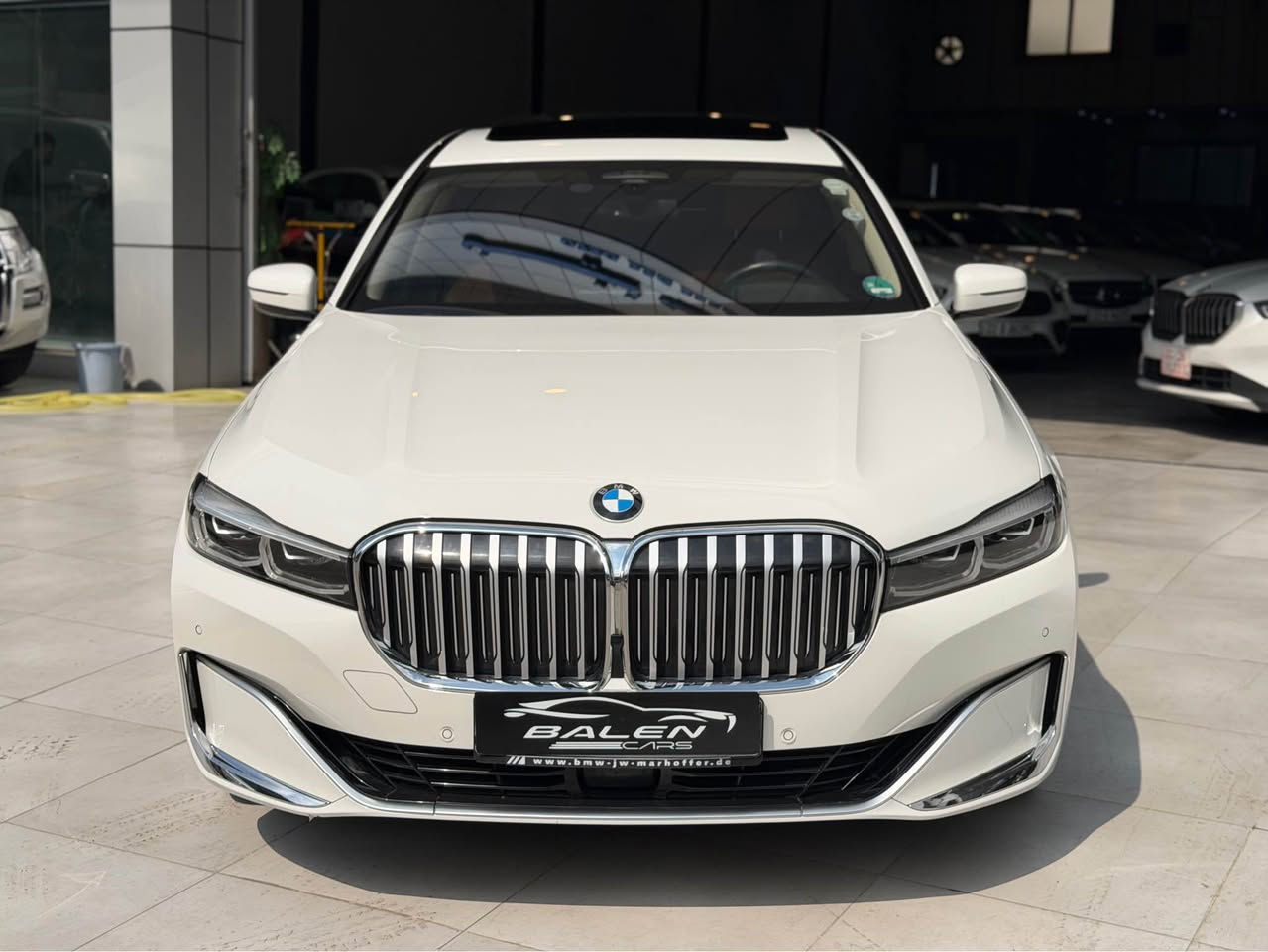 BMW 750i 2022
مواصفات الماني ٢ سويج ضمان دولي
فول مواصفات 
رادار كبير امامي و تحديد مسار 
لايتات زينون متحرك 
حساس خلفي امامي اوتوبارك 
سويج كبير شاشة تحريك سيارة
تاير خلفي ستيرن 
Xdrive 
كشنات هيتر تبريد 
كشن مساج 
ريحة داخل تبريد 
داتاشو 
سلايت 
بعد بي مواصفات هواية 
سيارة جديد جديد 
مغلف ppf كامل 
بدون صبغ و تعديل كفالة عام حتي دعامية شرط 
كير محرك كهربائي كلة شرط 
٢٨ مل ماشية حقيقي 
مكان سيارة اربيل 
٤٢٨$
*********** وتس اب
*********** أربيل, العراق
