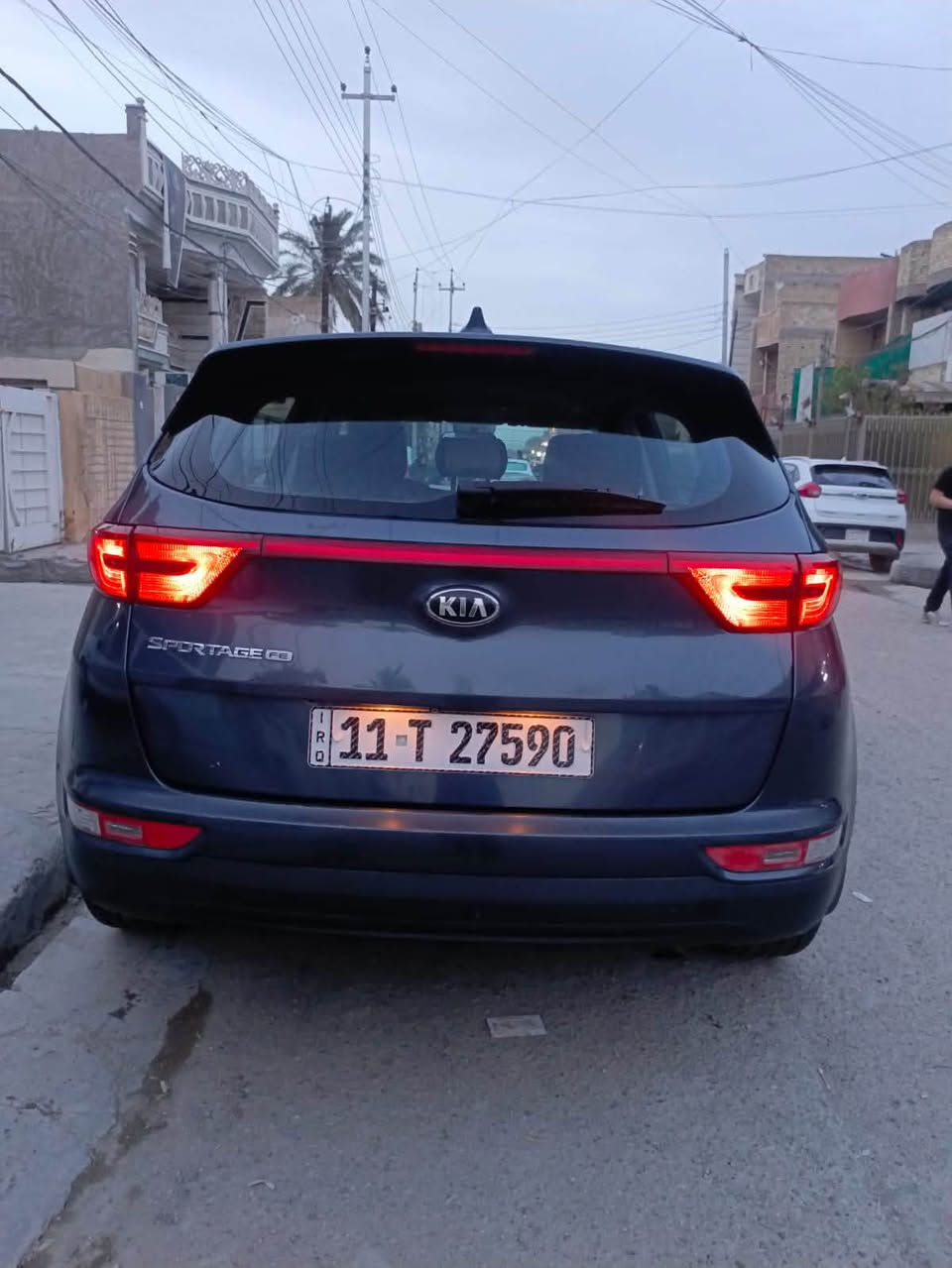 سلام عليكم كيا سبورتج ٢٠١٨ وارد امريكي سيارة حلوة ونضيفة مابيها اي نقص متصرف عليها شي حادثهة موضح بصور وسنورها موجود بل منشور مواصفات شاشة مثبت سرعة تحكمات جهتين تبريد ثلج مكينة ٢٤٠٠ GDI شرط بانزين عادي وتبريد ومتدك دوانز  السعر ١٣٥ شراي تجي تشوف سيارة وتدلل بيها مجال مكاني مشتل رقمي ***********
