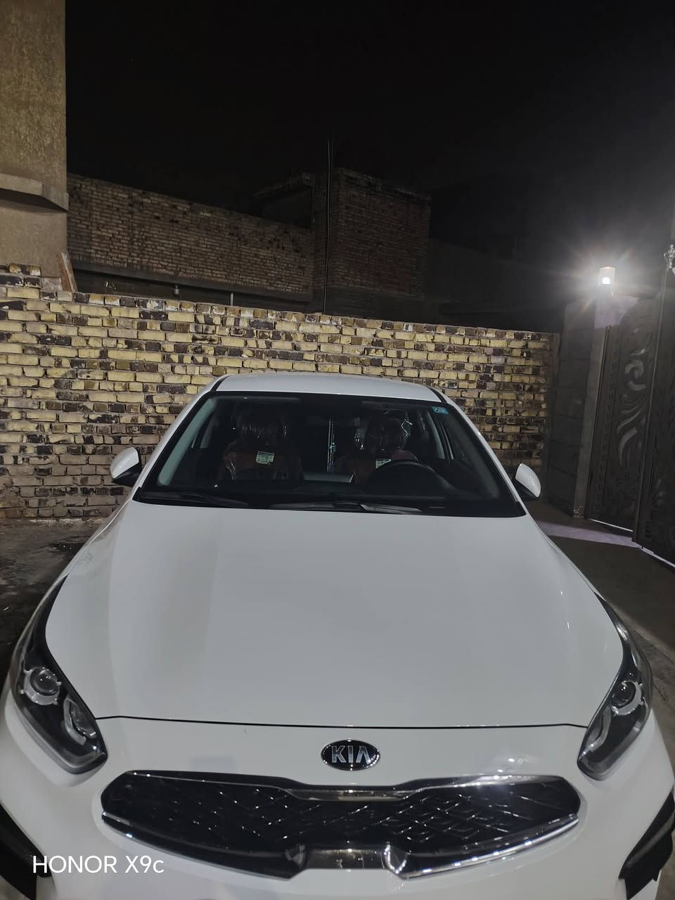 السلام عليكم سيراتو 2019 مقفوله كفاله عامه  ماشي 66  مكينه 1600 على وضع الشركه سياره مال جناي  مكاني بابل  ***********
