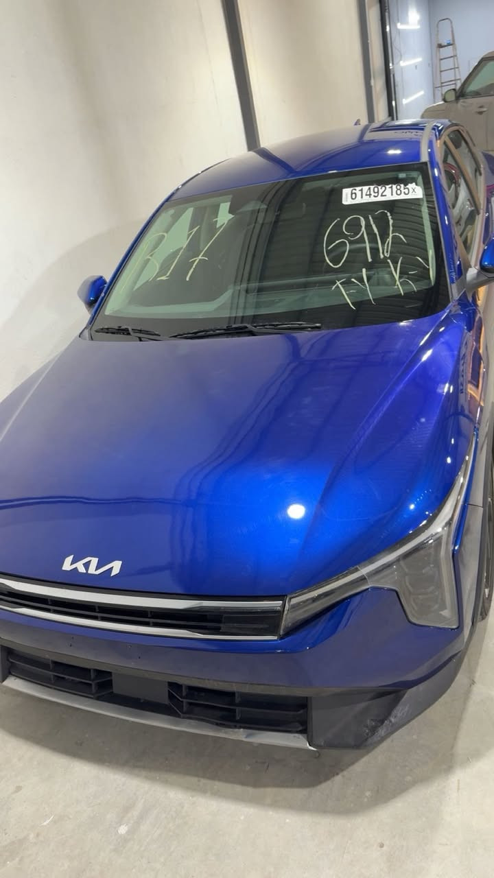 السلام عليكم كيا كي فور 2025 دخول جديد سياره مواصفات EX بصمه ماشيه 5 آلاف فقط شبه الكلين فقط البنيد بي شخوط ونصبغ والباقي كفاله عامه سياره بلباكيت جديده لوك العنوان بغداد جميله *********** السعر 165 وبيه مجال بسيط
