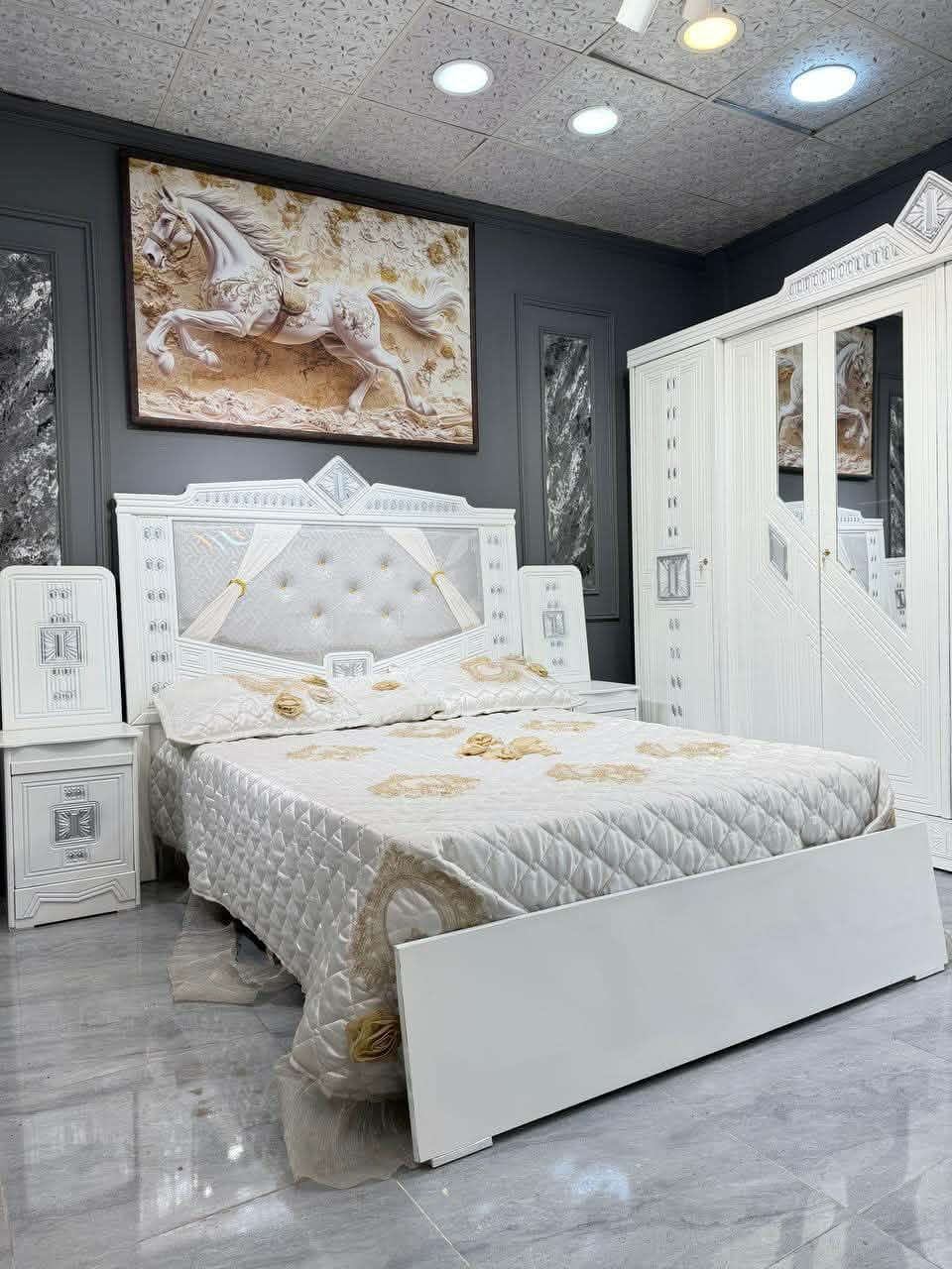 متوفر الان موديل جديد ..

السعر ملیون و50 الف دينار فقط  
غرفه نوم داخل معاكس خشب 3 ملم
خارج تحفير sns انديف 5 ملم

الصبغ حراري درجة اولى

6باب  متكونه من 9قطع

زاويه تصميم كنتوري بارتفاع الكنتور

السرير بلاويد اسود 6ارجل

قياس الكنتور ارتفاع 2.40 وعرض 3.20
يوجد توصيل الى جميع المحافضات وباسعار مناسبه
الحجز مراسلتي
العنوان بغداد

M


**إذا كنت صاحب هذا الإعلان وتريد حذفه لأي سبب، رجاءا أرسل رسالة إلى الدعم الفني**