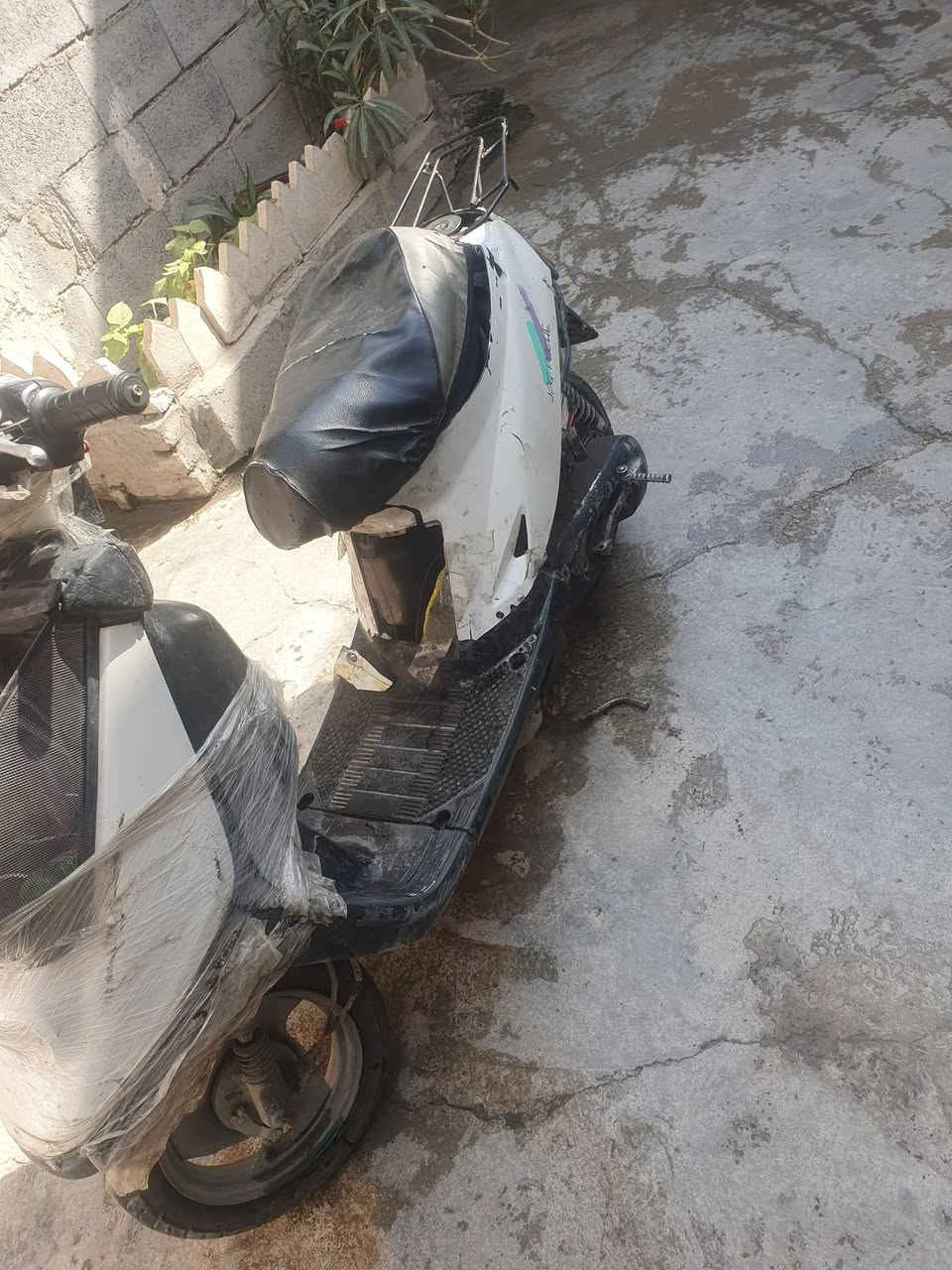 للبيع كل شيء به شغال هندر سلف بدون اي عيب 95 الف 
***********
