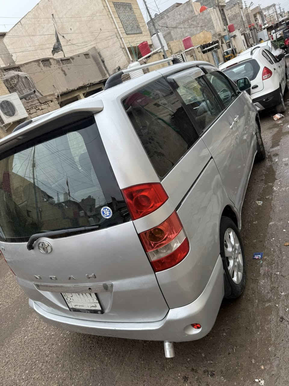 السلام عليكم للبيع تيوتا نها ياباني مديل 2001 اصل تحويل بي وقت مكفوله كص ضربه مكفوله جميع إلا صوليات السياره جاهزه ماناقصه شي مو أصفاته فول الاخير فتحتين تحكم ستيرن شاشه حساسات بيان شفط كرستال لايت بك لايت رقم بصره تحويل بي وقت السعر 90 وبيه مجال عنواني بصره حي الحسين هـ ***********
هـ ***********
