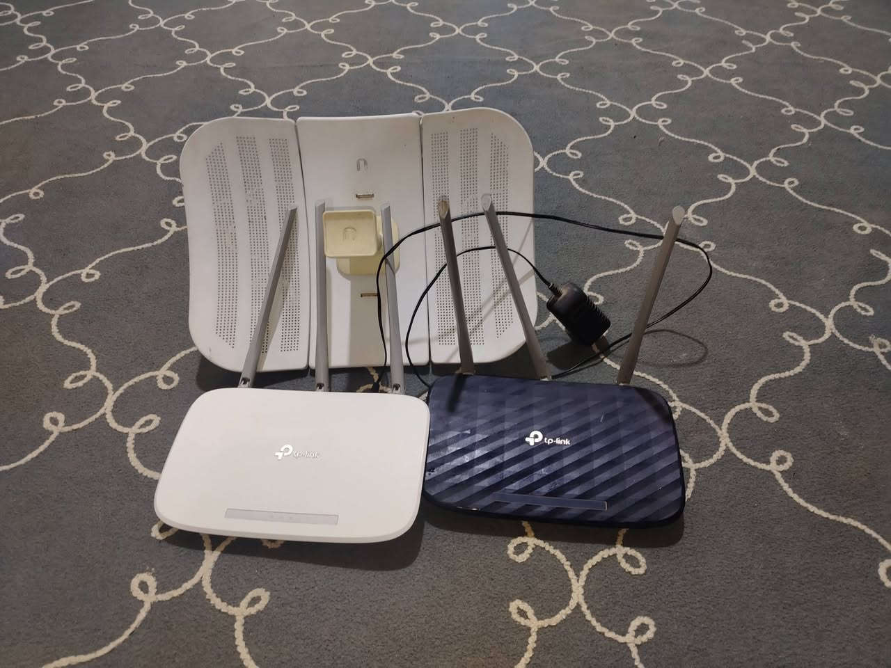 نانوات ثنيهن لبيع وراوترين مع ويراتهن لبيع
 مكان البصره الطوبه ونخيله
 سعرهن ارخس من سوك بيهن مجال تواصل وتساب اتصال رقمي
 ***********
