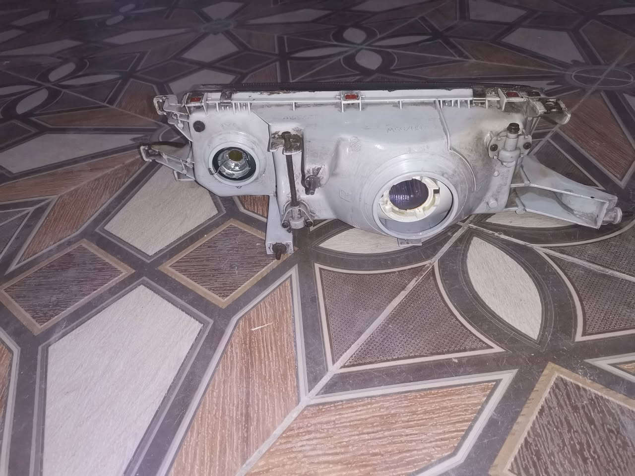 لايت مارك كصيف صفحه اليمنه سعر 50 عنوان بصره الهارثه كرمه علي ***********
