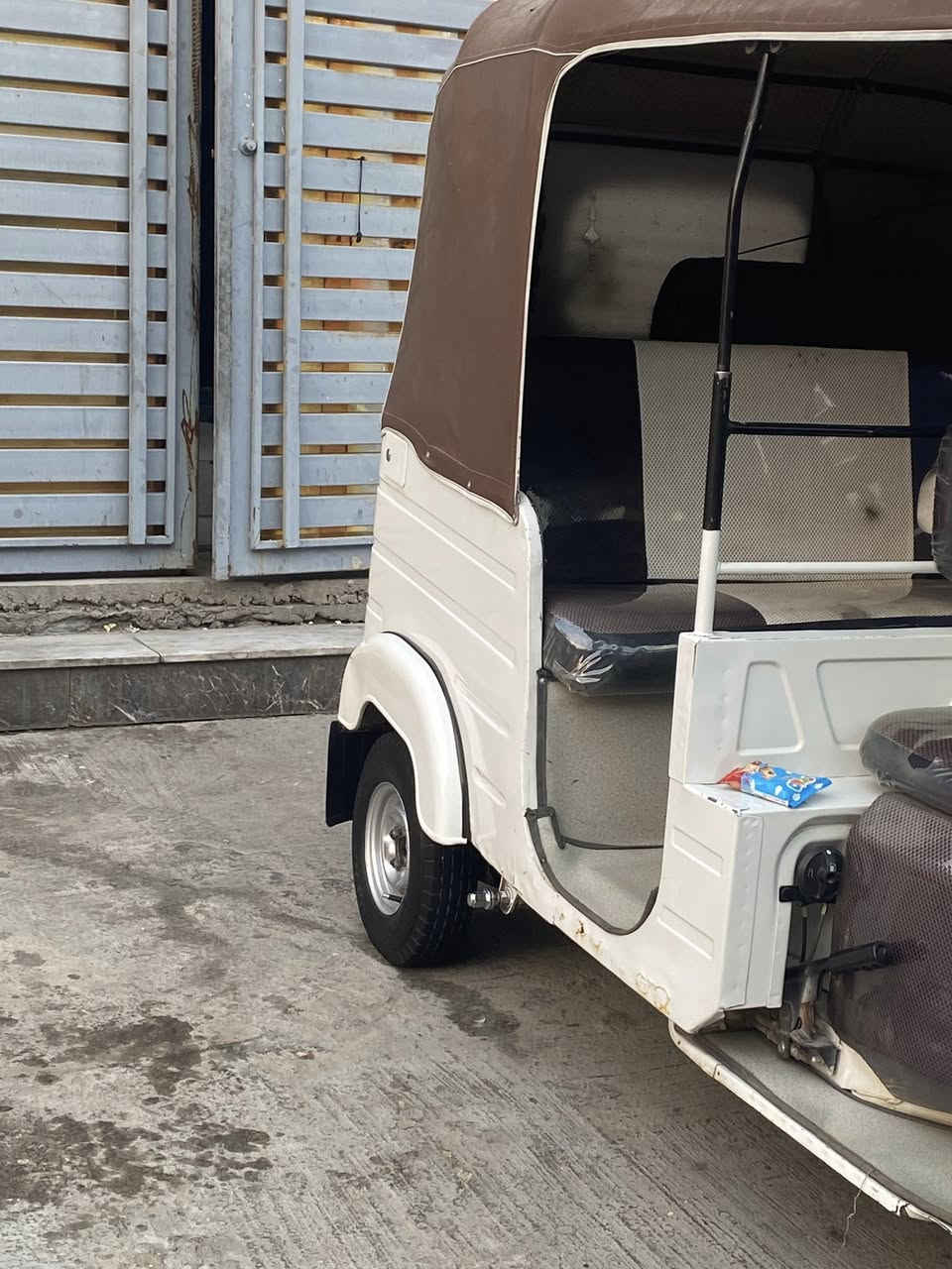 السلام عليكم تكتك 20  مرقم بيها ضربه بل لغد ومعمر بس مو قوي   ال بخاطره يتصل مكاني بغداد حي العامل ***********
