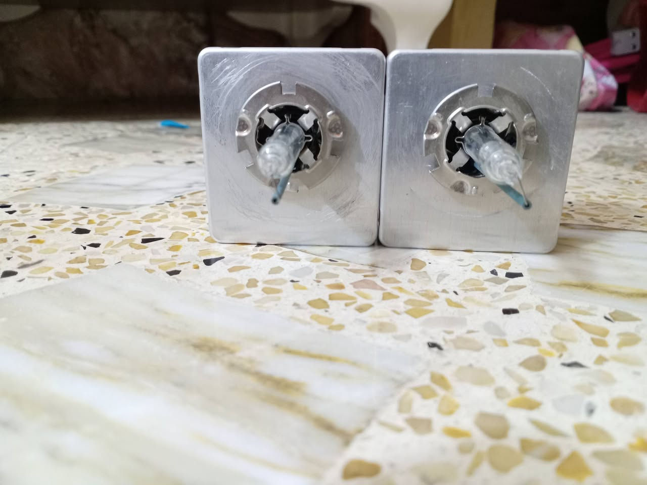 اللايت سيراتو ١٧ ابو اللد اصلي شغال إذن طاگة. بقية الغراض و المروحة تفصيخ مال فورتي ١٧ سعرهن كلهن ١٥٠ الف مكانهن النجف


**إذا كنت صاحب هذا الإعلان وتريد حذفه لأي سبب، رجاءا أرسل رسالة إلى الدعم الفني**