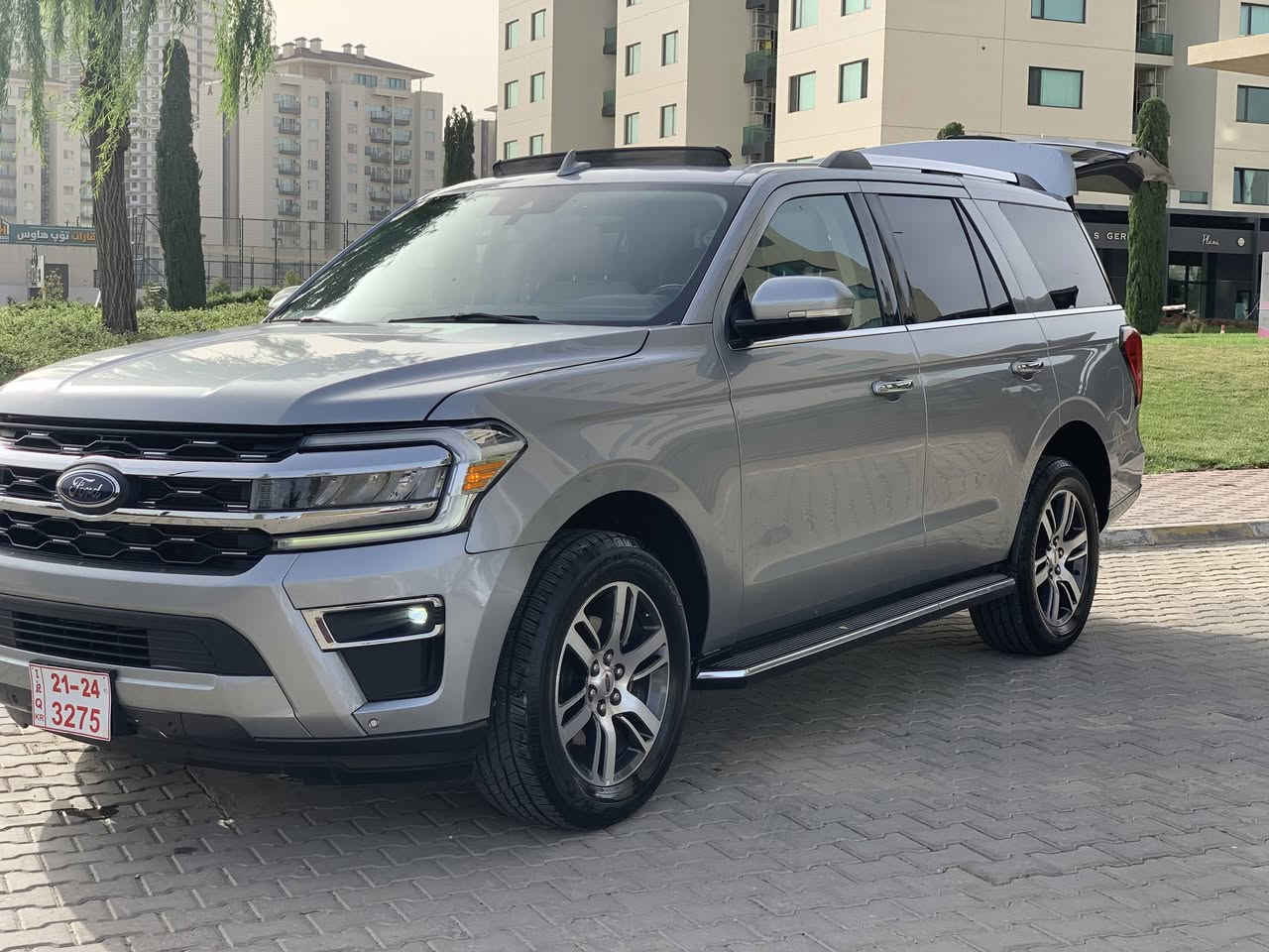 Ford Expedtion 2023
Limitd فول مواصفات 
داخل الاصفر 
***********
