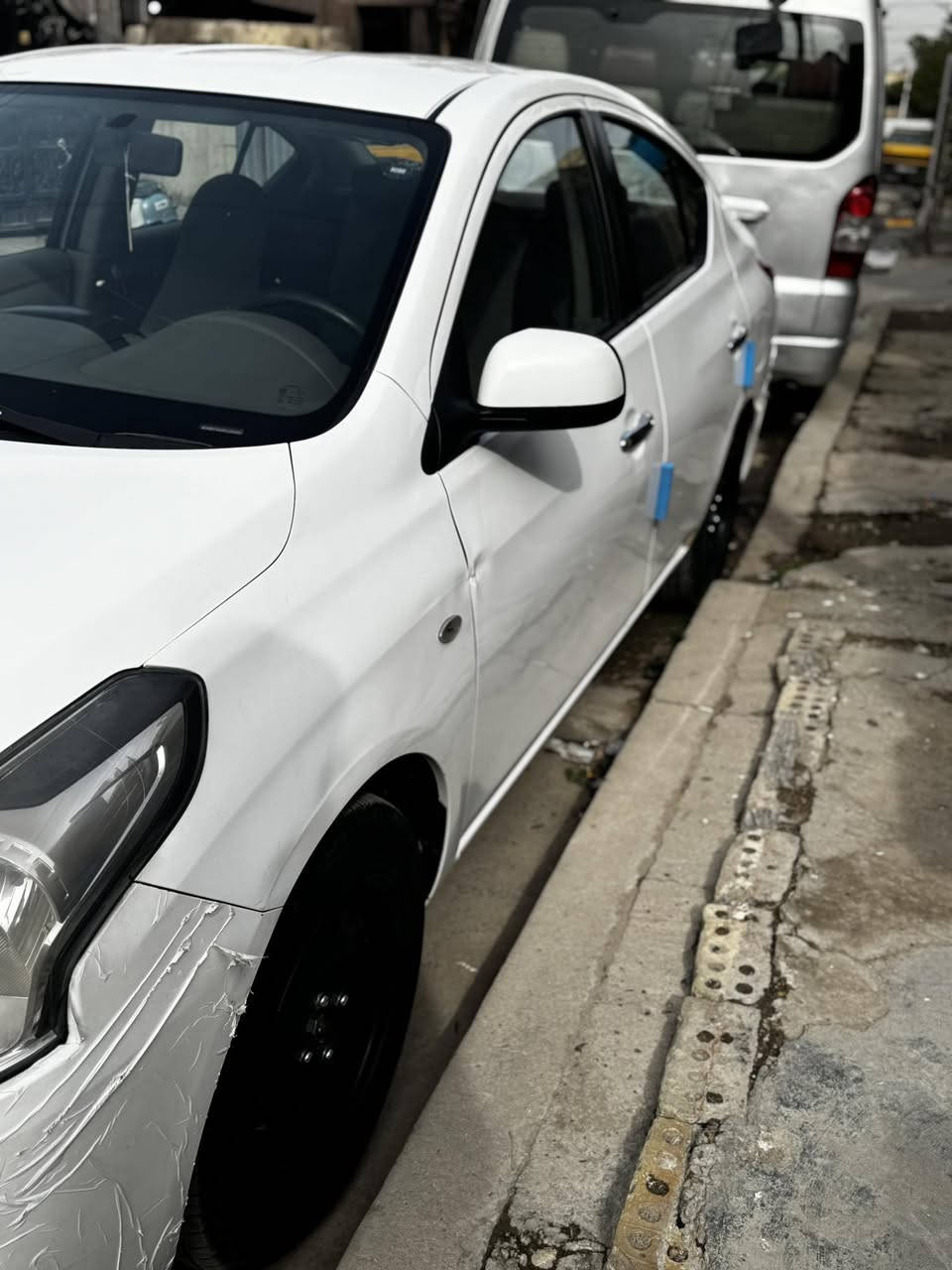 السلام عليكم
نيسان صني للبيع موديل ٢٠٢٣
بأسمي اربيل. بدون ضربه ولا بارد ولا صبغ
ماشية ٨٠
تحويل وكالة حاضر السعر ١١٨ مجال قليل
الدورة ابو دشير
م ***********
