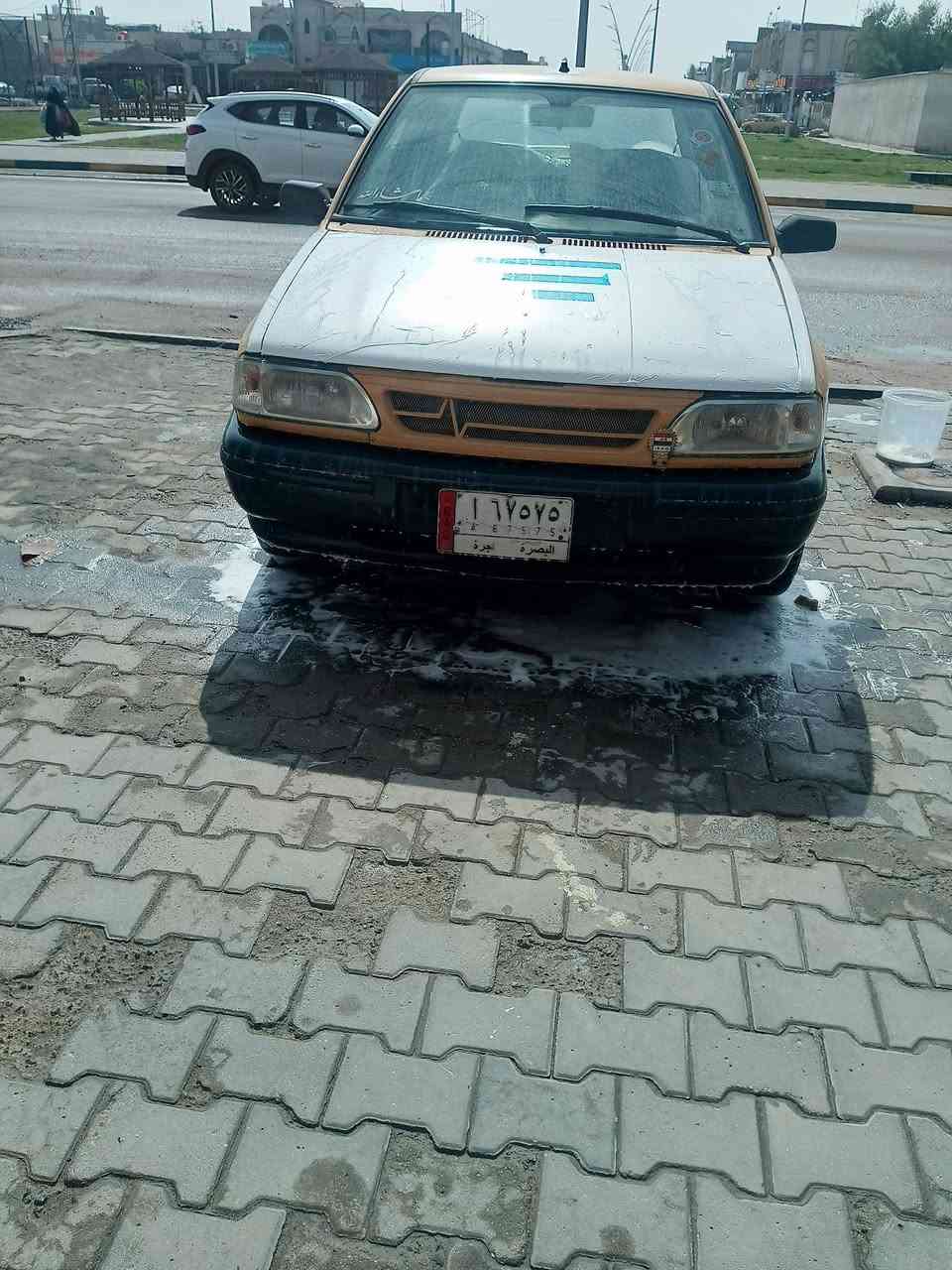 سلام عليكم سايبه للبيع موديل 17 كير كفاله مكينه بيه خيط بخار هيه غرامات مصفره بيه طخه بلباب الامامي مدكر مبدل سنويه منتهيه 22  سعر 24 بيه مجال رقم ***********   ***********
